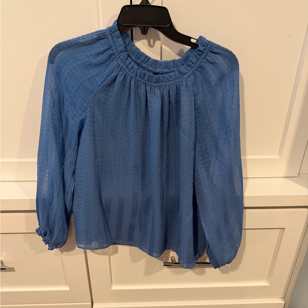 Like New! Ann Taylor Blue Top - XSP